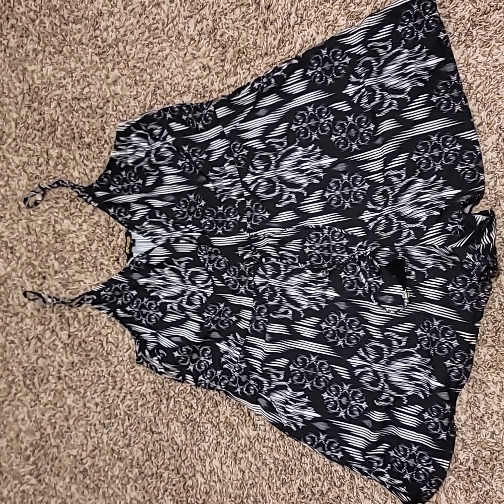 Dolcessa vneck romper